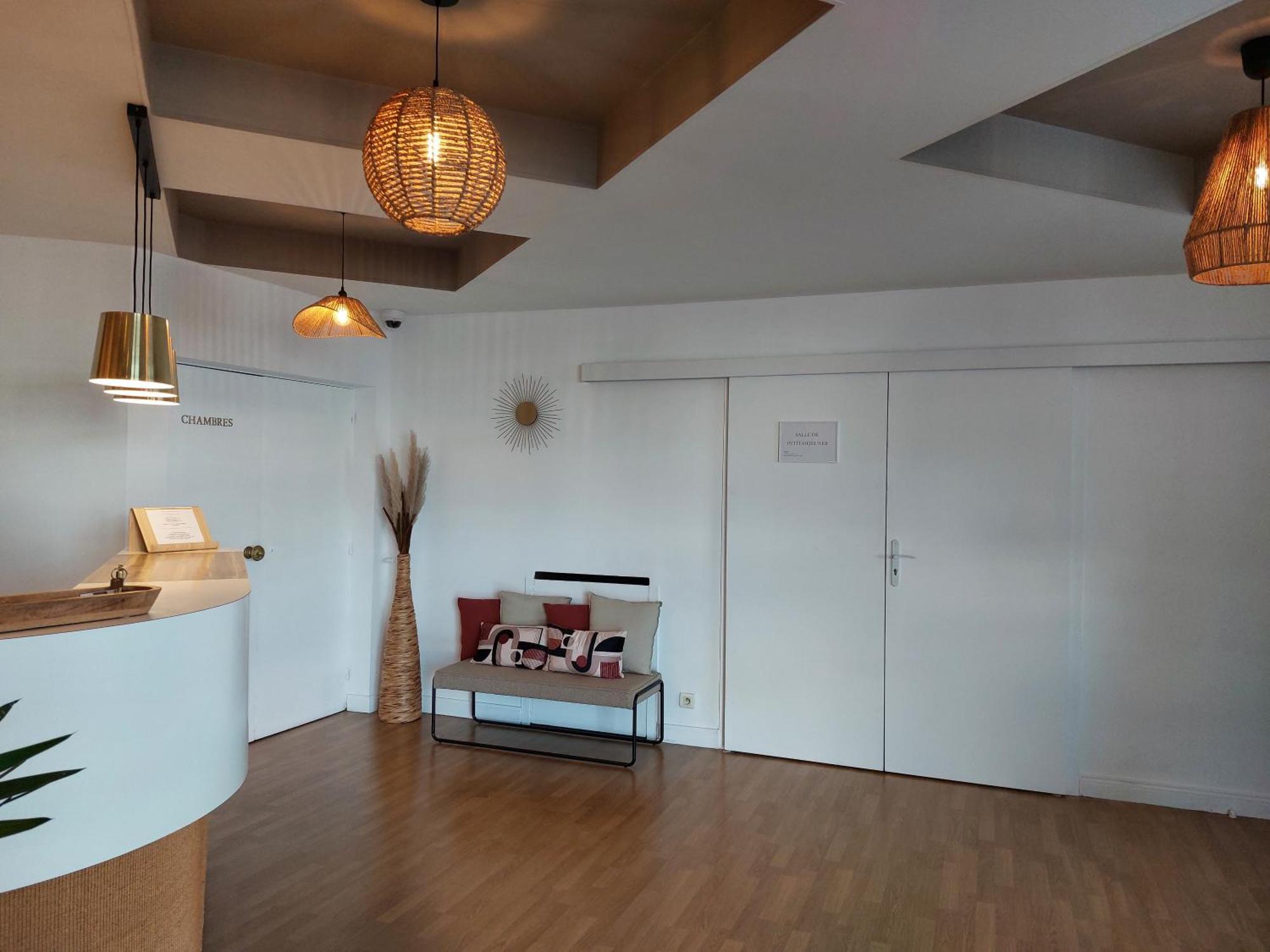 Cit'Hotel L'Europe - Cholet Gare Ngoại thất bức ảnh