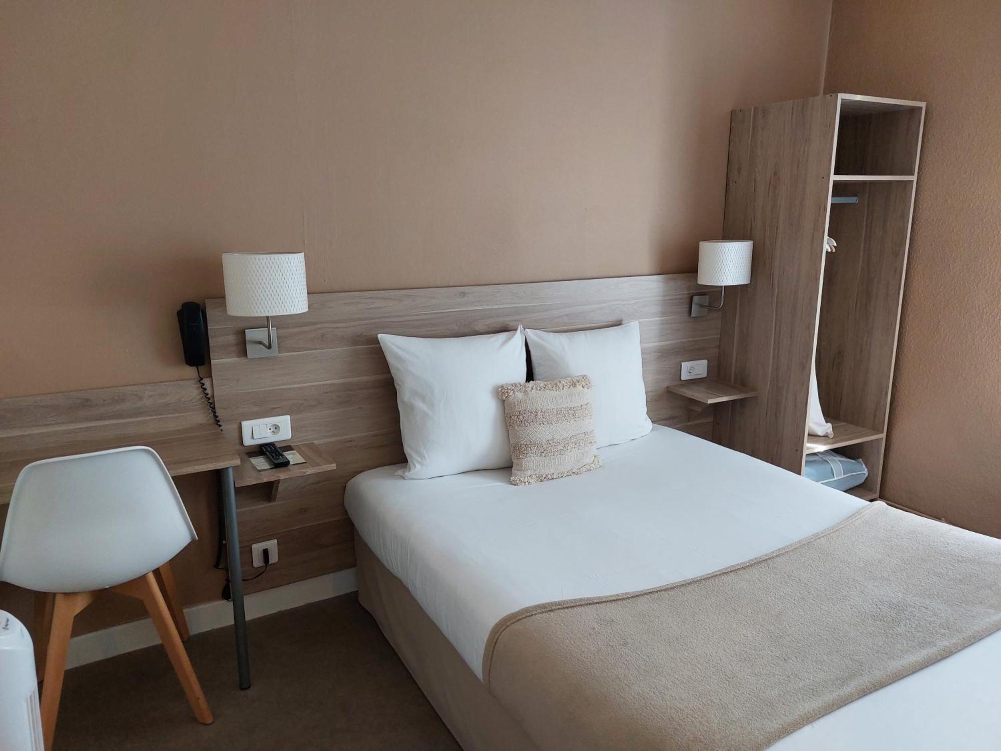 Cit'Hotel L'Europe - Cholet Gare Ngoại thất bức ảnh
