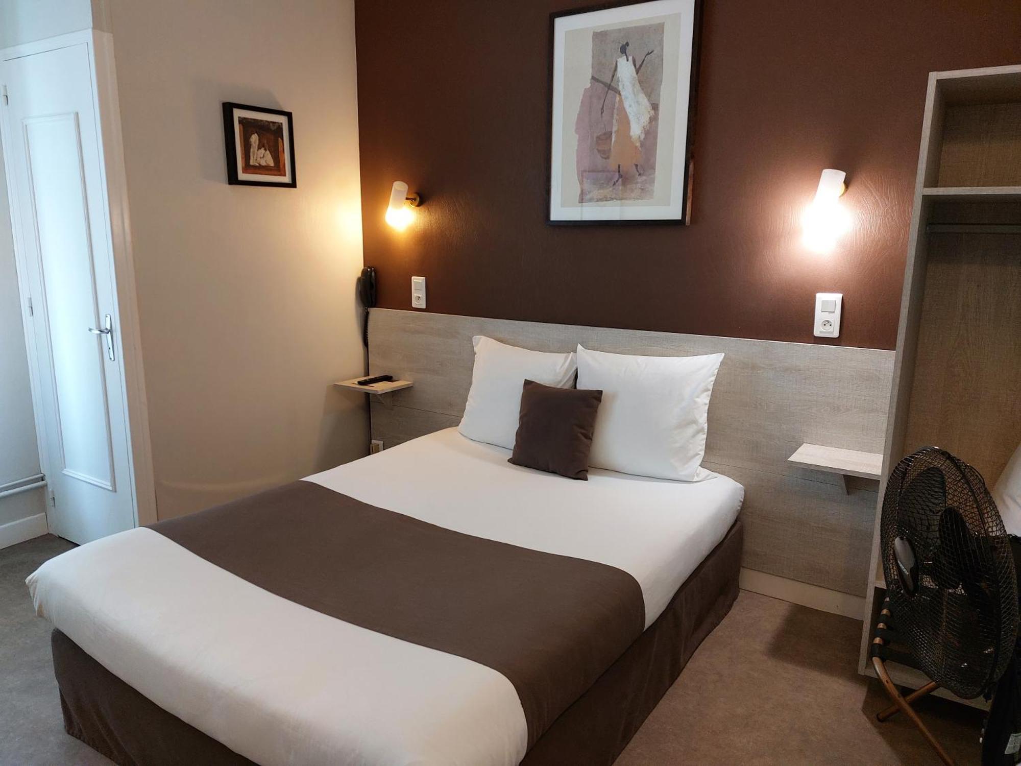 Cit'Hotel L'Europe - Cholet Gare Ngoại thất bức ảnh