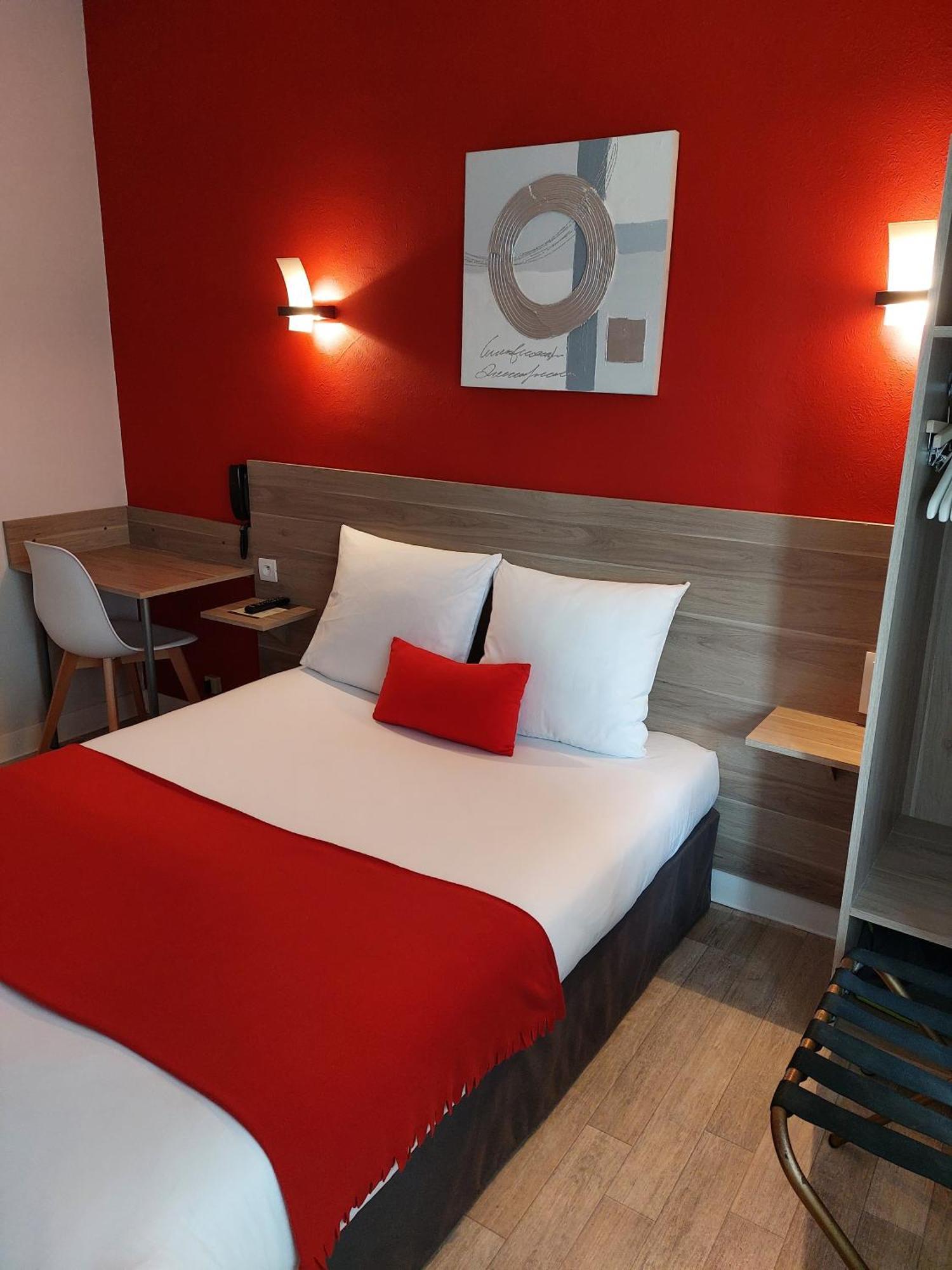 Cit'Hotel L'Europe - Cholet Gare Ngoại thất bức ảnh