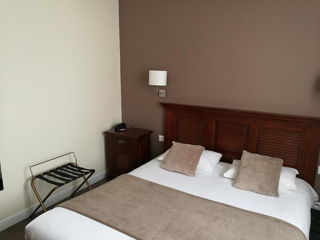 Cit'Hotel L'Europe - Cholet Gare Ngoại thất bức ảnh